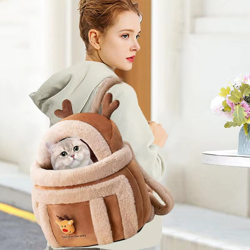 Pet Carrier Bag Winter Warm Soft Plush Elk Design Cats Dogs Backpack Carring Supplies Pets Cage Walking Outdoor Travel Accessory